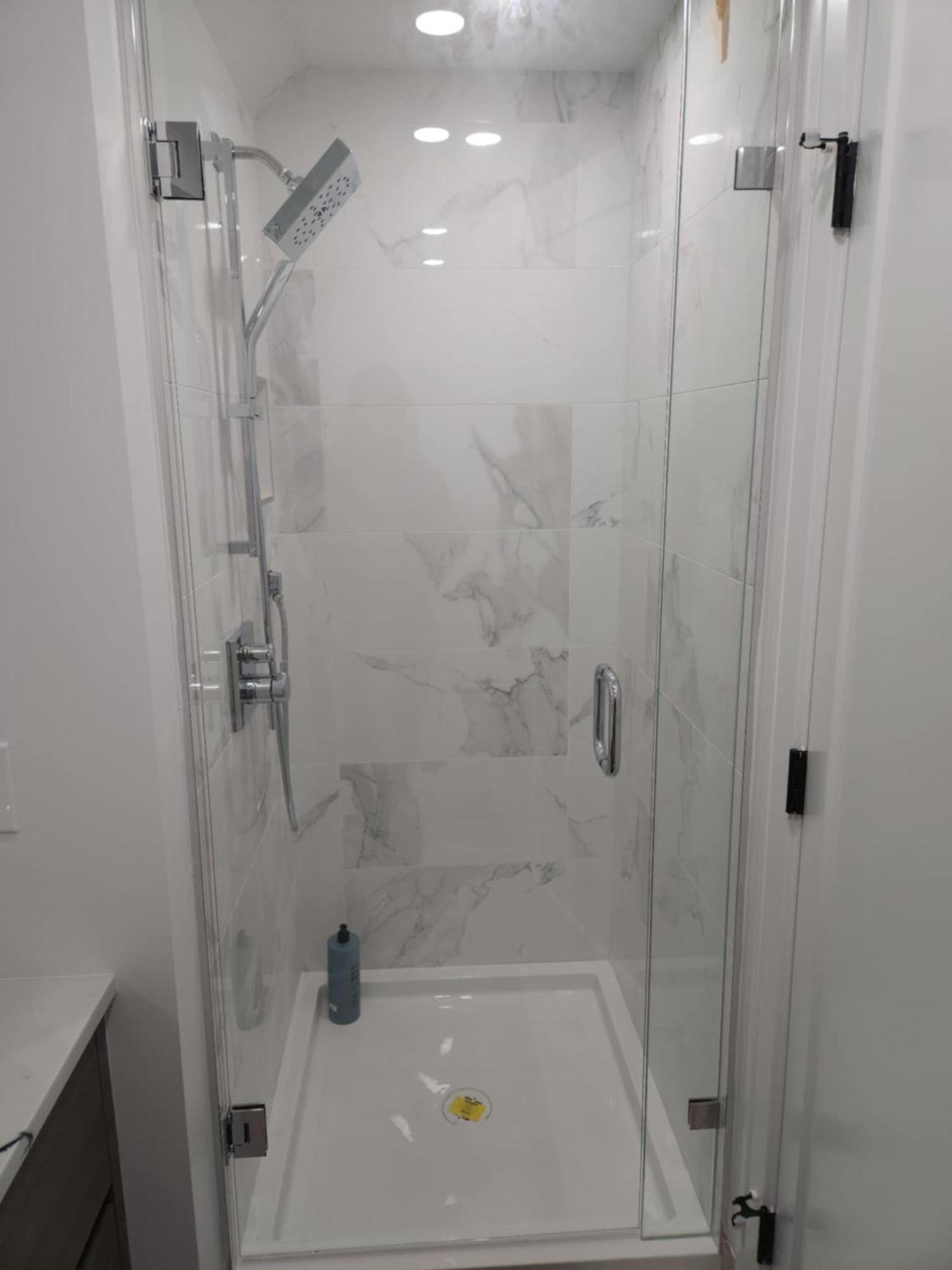 Signature Luxe Top-Floor Townhouse 2Br, 3Ba With Stunning Views 밴쿠버 외부 사진